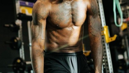 开云体育app-学无止境！詹皇第20个赛季仍在学习 主动调整饮食