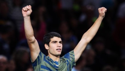 开云体育下载-阿尔卡拉斯“最快进步”至顶点 明年只能不进则退？