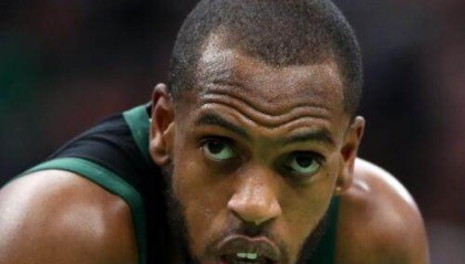 开云体育app-魔鬼赛程收获4连胜 雄鹿恢复元气开启卫冕模式